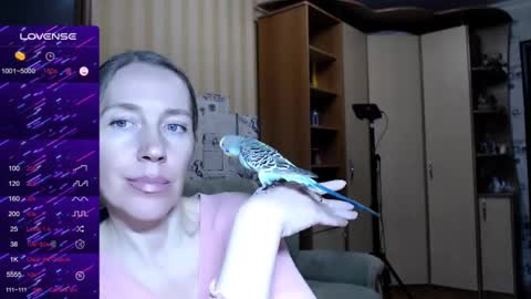 cute_lion_ online show from 1, 3, 2025