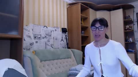 cute_lion_ online show from 3, 4, 2026