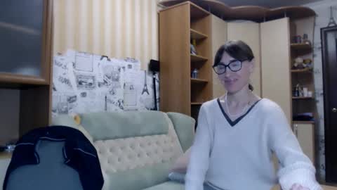 cute_lion_ online show from 3, 6, 2026