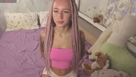 Luucy online show from 5, 8, 2026