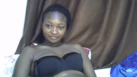 Snapshot of cute_melissa1 chatting on 25, 6, 2026 cute_melissa1 online show from 25, 6, 2026