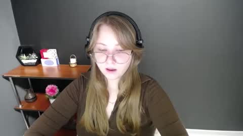 Veronica online show from 7, 2, 2025