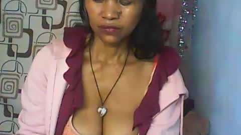 Snapshot of cute_moll chatting on 9, 6, 2026 murielle online show from 9, 6, 2026