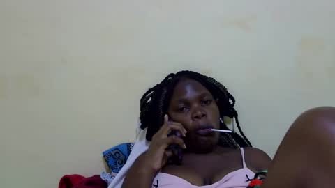 Snapshot of cute_roxie chatting on 9, 12, 2024 cute_roxie online show from 9, 12, 2024