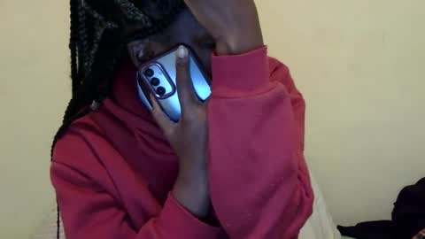 Snapshot of cute_roxie chatting on 23, 12, 2024 cute_roxie online show from 23, 12, 2024