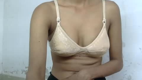 Snapshot of cute_ruhii chatting on 29, 6, 2026 ruhi online show from 29, 6, 2026