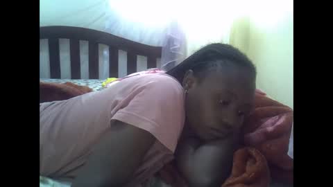 cute_savanna online show from 27, 9, 2025