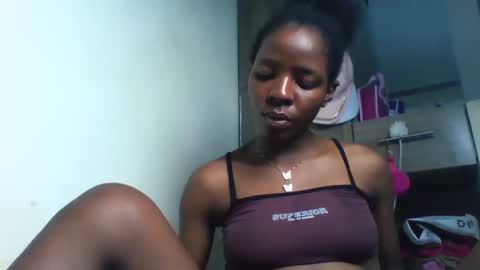 Snapshot of cute_sexy3 chatting on 17, 1, 2025 SHARON online show from 17, 1, 2025