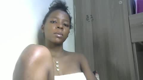 Snapshot of cute_sexy3 chatting on 14, 2, 2025 SHARON online show from 14, 2, 2025