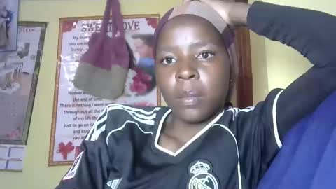 Snapshot of cute_sexy3 chatting on 2, 11, 2025 SHARON online show from 2, 11, 2025