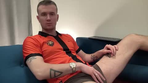 cute_skywalker online show from 11, 3, 2026