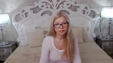 cuteangelina18 online show from 26, 2, 2026