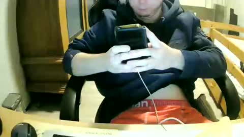 Cuteboy090 online show from 23, 11, 2025