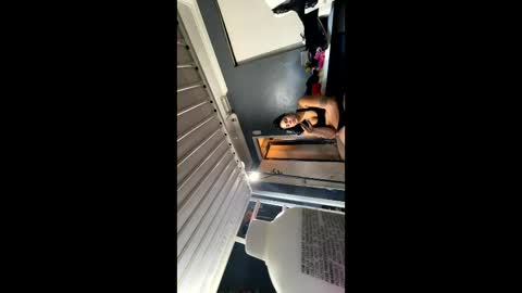 loveolots online show from 6, 1, 2025