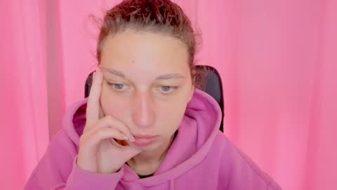 Elli online show from 22, 10, 2025