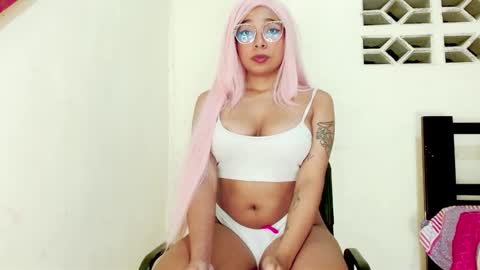 Mishel online show from 6, 2, 2025