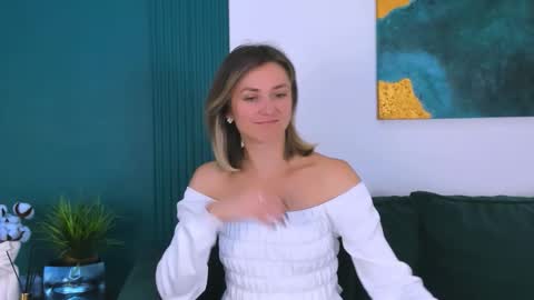 cutemirage online show from 16, 9, 2025