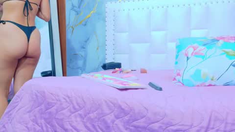cutepetitee online show from 19, 10, 2025