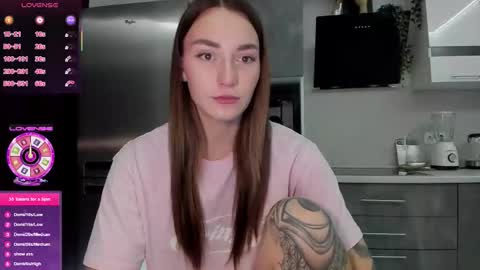 Snapshot of cutestdemon chatting on 25, 3, 2026 Im saving up to fix my favorite car online show from 25, 3, 2026