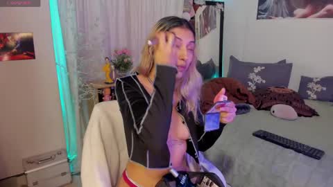 cuteweed420 online show from 27, 5, 2026