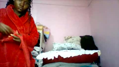 cutezola online show from 12, 9, 2025