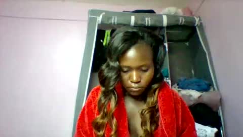 cutezola online show from 9, 10, 2025
