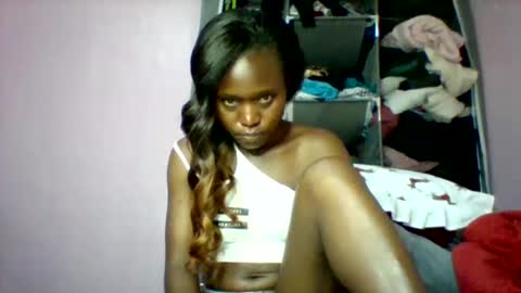 cutezola online show from 14, 10, 2025