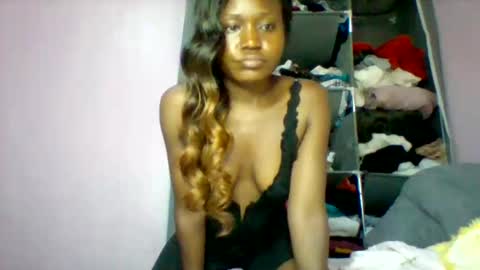 cutezola online show from 21, 10, 2025