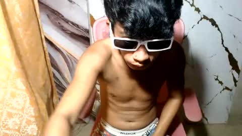 cutie_mico online show from 15, 7, 2026