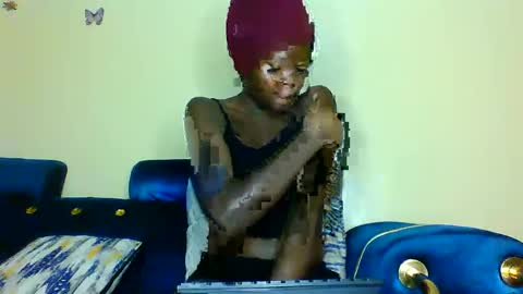 Snapshot of cutie_plush chatting on 25, 3, 2026 cutieplush online show from 25, 3, 2026
