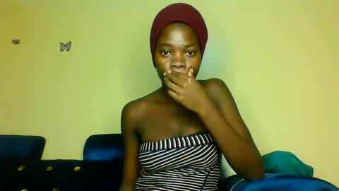 Snapshot of cutie_plush chatting on 28, 3, 2026 cutieplush online show from 28, 3, 2026