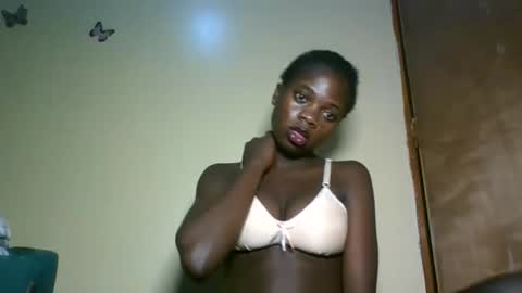 Snapshot of cutie_plush chatting on 16, 5, 2026 cutieplush online show from 16, 5, 2026