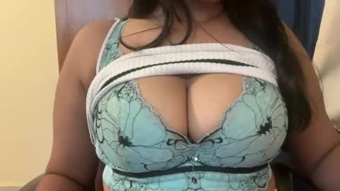 Snapshot of cutie_ruhi chatting on 16, 6, 2026 Ruhii online show from 16, 6, 2026
