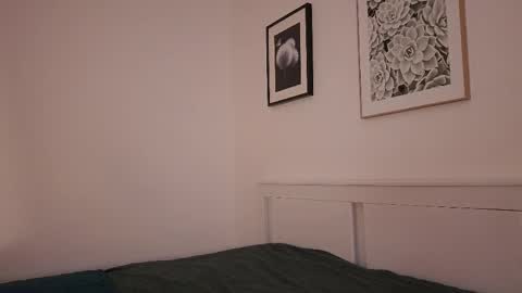 cutie_xoxo_ online show from 27, 4, 2026