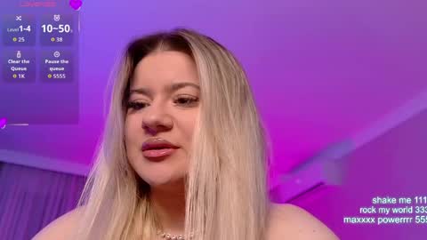 Snapshot of cutiepie69__ chatting on 7, 6, 2026 cutiepie69__ online show from 7, 6, 2026