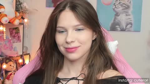 Snapshot of cutierori chatting on 16, 1, 2025 Rori  Instagram cutierori  online show from 16, 1, 2025