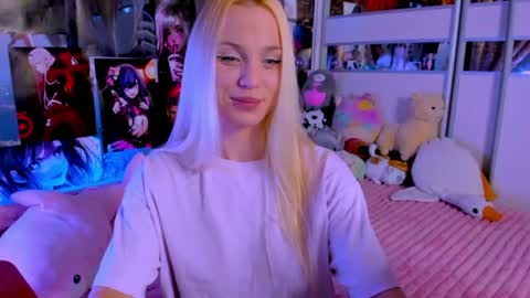 Snapshot of cuttie_ponyy chatting on 28, 7, 2026 Nora online show from 28, 7, 2026