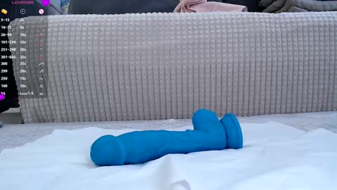 Snapshot of cuty_lucy chatting on 11, 9, 2025 Lucy online show from 11, 9, 2025