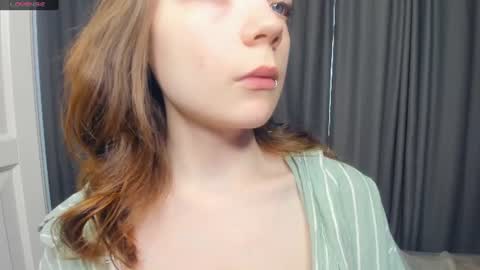 Snapshot of cuty_petite chatting on 15, 6, 2026 Anne online show from 15, 6, 2026