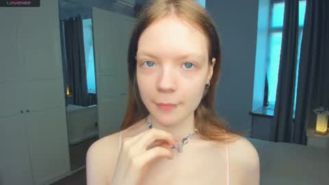 Snapshot of cuty_petite chatting on 30, 6, 2026 Anne online show from 30, 6, 2026