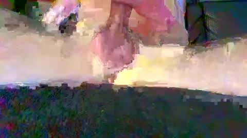 cwaddle online show from 20, 12, 2024