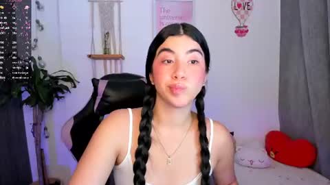 Snapshot of cyber_lizz chatting on 23, 6, 2026 Liz online show from 23, 6, 2026