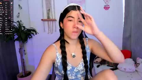 Snapshot of cyber_lizz chatting on 27, 6, 2026 Liz online show from 27, 6, 2026