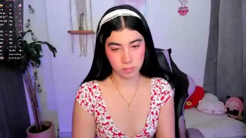 Snapshot of cyber_lizz chatting on 30, 6, 2026 Liz online show from 30, 6, 2026