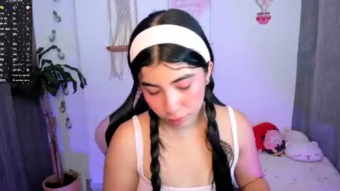 Snapshot of cyber_lizz chatting on 11, 7, 2026 Liz online show from 11, 7, 2026