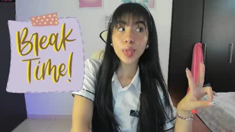 Snapshot of cyber_lizz chatting on 28, 7, 2026 Liz online show from 28, 7, 2026
