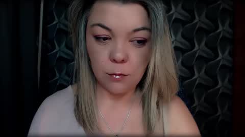 Full time mean bitch. online show from 22, 2, 2026