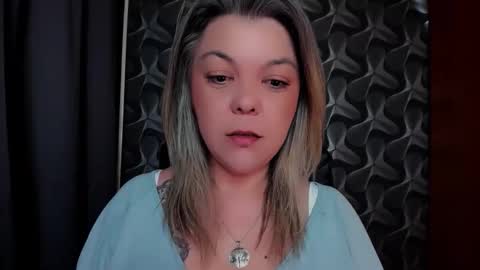 Snapshot of cyberdomme chatting on 23, 4, 2026 Full time mean bitch. online show from 23, 4, 2026