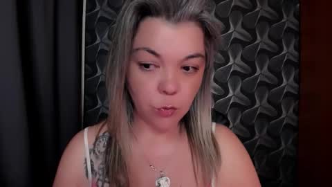Snapshot of cyberdomme chatting on 18, 5, 2026 Full time mean bitch. online show from 18, 5, 2026