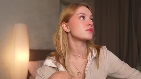 EMILY online show from 12, 10, 2025